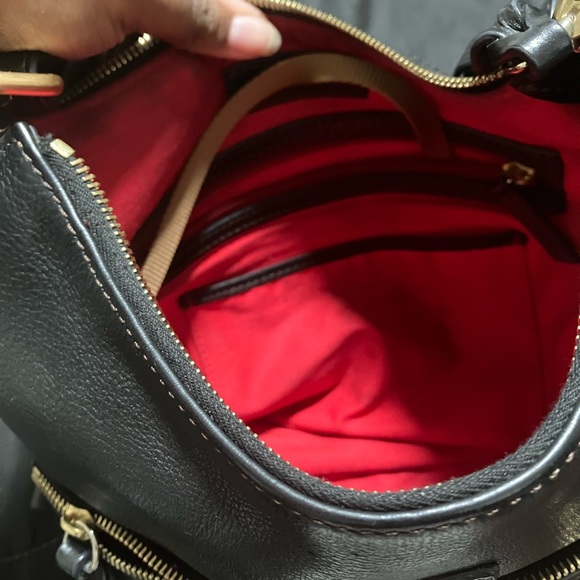 Dooney & Bourke Florentine Leather Small ZipperPocket Sac - Picture 4 of 5